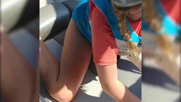 [TLMD - NATL] Video viral de niños aterrados cuando cascabel se sube a su bote