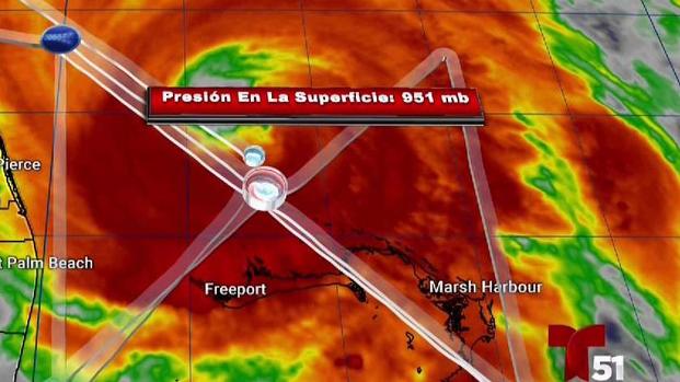 [TLMD - MIA] Como es un vuelo de reconocimiento en un avión caza huracanes