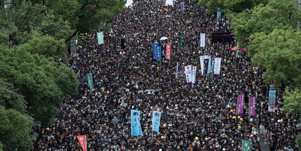 7 maneras en que los manifestantes de Hong Kong utilizaron hacks de baja tecnología para defenderse