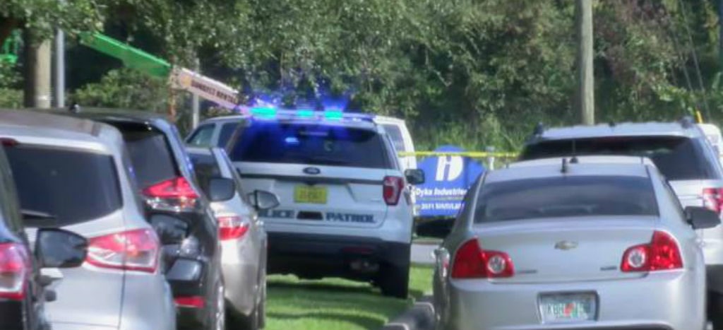 Apuñalan a seis personas durante un ataque en una compañía constructora en Florida