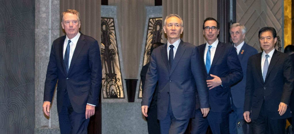 China y EU acuerdan reanudar negociaciones comerciales en octubre