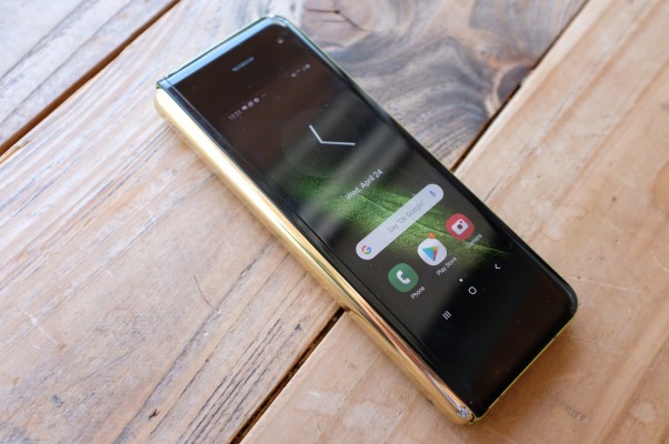 Después de anunciar la fecha de lanzamiento de Galaxy Fold, Samsung cancela pedidos anteriores