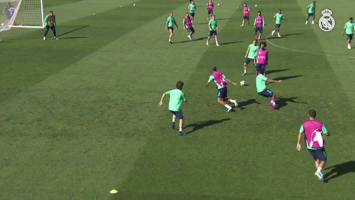 Último entrenamiento antes del partido contra el Brujas Último entrenamiento antes del partido contra el Brujas