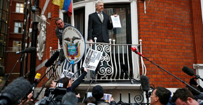 Empresa de seguridad española espió a Assange a petición de la CIA