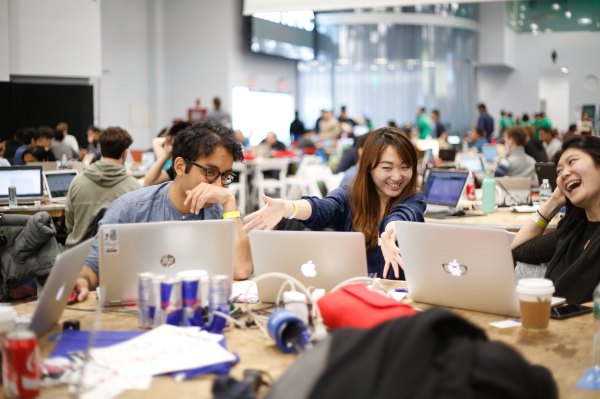 Es hora de postularse al TC Hackathon en Disrupt Berlin 2019