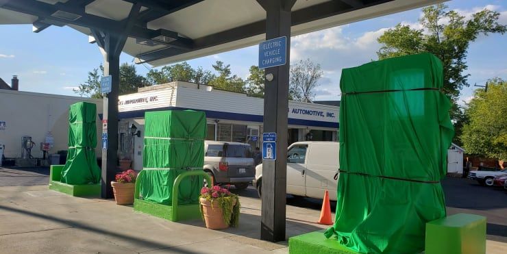 Estados Unidos obtiene su primera estación de servicio solo eléctrica