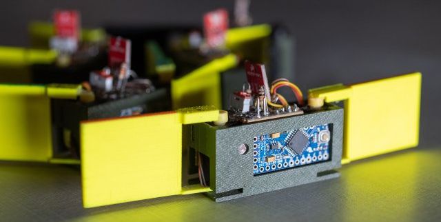 Estos robots literalmente solo agitan sus alas. Eso es todo. Pero el ejército los ama.