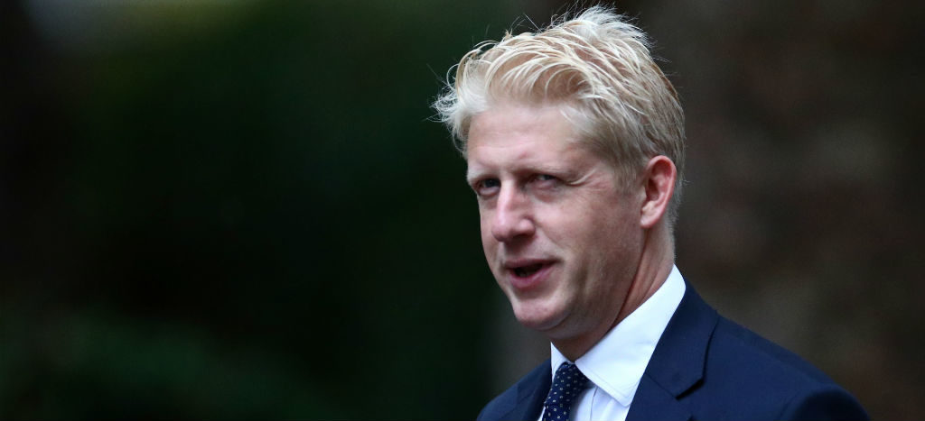 Hermano de primer ministro británico renuncia por diferencias ante el Brexit