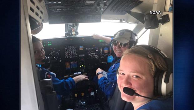 Las "cazahuracanes": ellas vuelan al centro de Dorian