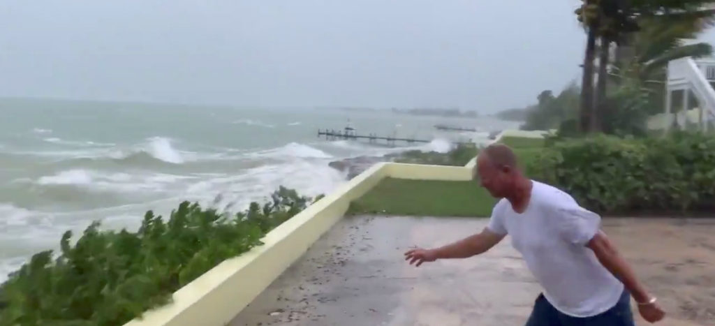 Huracán Dorian alcanza categoría 5; toca tierra en Bahamas