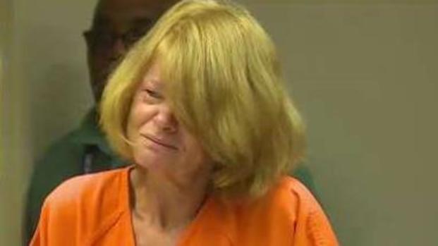 [TLMD - LV] Detalla como le habría cortado el pene a su esposo