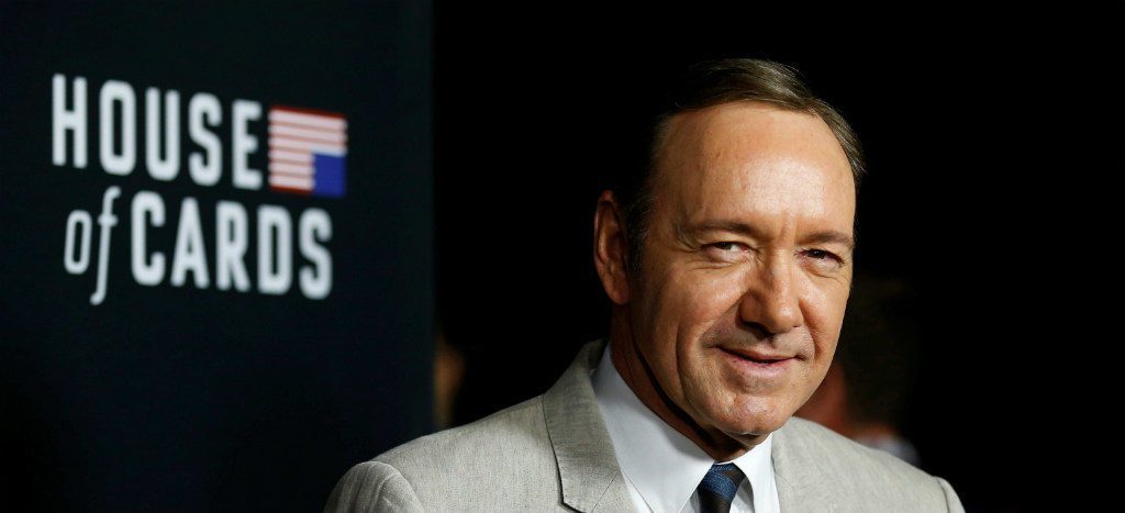 Muere masajista que demandó a Kevin Spacey por acoso sexual