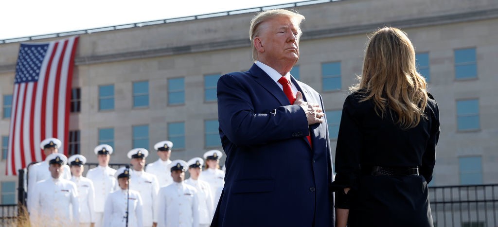 Si terroristas regresan a nuestro país, usaremos un poder que EU nunca ha usado: Trump en homenaje a víctimas del 11-S