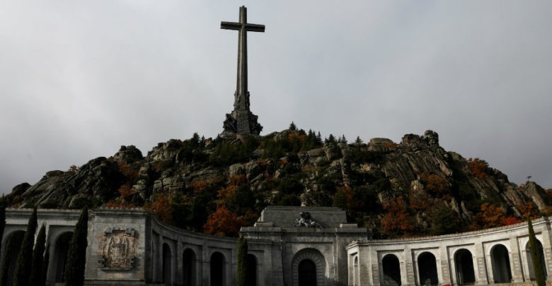 Tribunal Supremo de España avala exhumación de los restos de Francisco Franco del Valle de los Caídos