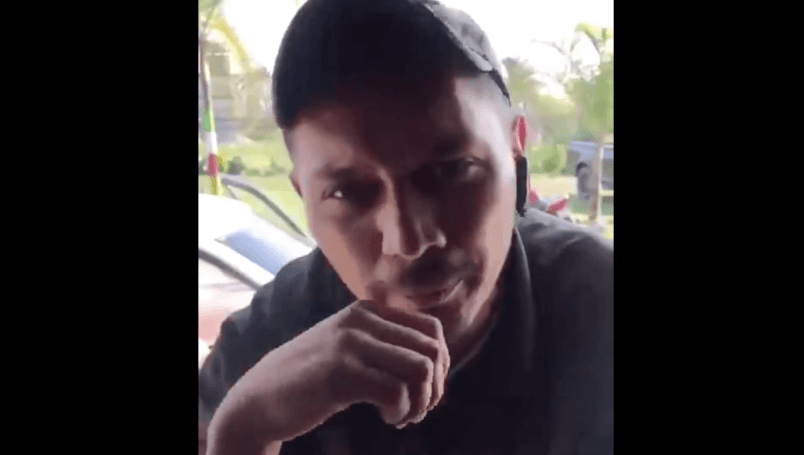 VIDEO: “Tu cabeza va estar colgada”, falsificador de billetes amenaza a comerciante