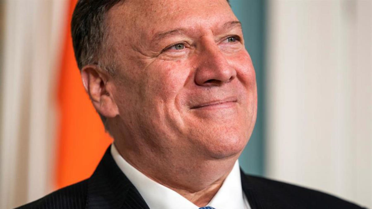 WSJ: Pompeo escuchó llamada de Trump y Volodímir Zelenski
