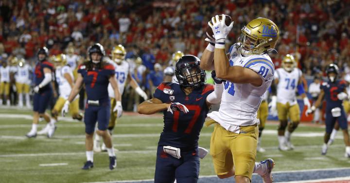 California aprueba que los deportistas universitarios cobren por los patrocinios