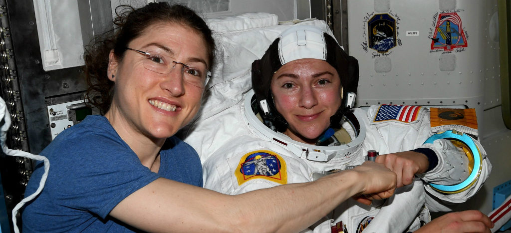 Dos mujeres listas para hacer historia en caminata espacial