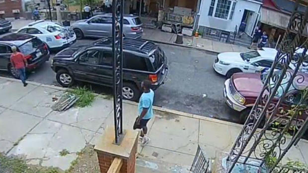 Cámara capta momento en que inicia balacera en Filadelfia