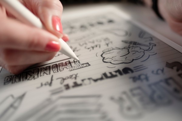 Con $ 15 millones redondos y 100 mil tabletas vendidas, el CEO de reMarkable quiere hacer que la tecnología sea "más humana"