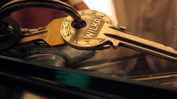 Con una posible etiqueta de Apple esperando en las alas, Tile presenta Sticker, un dispositivo adhesivo para rastrear objetos