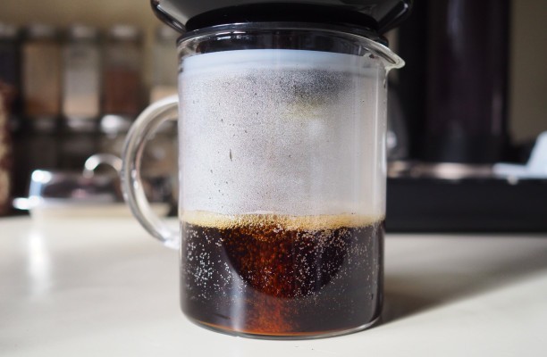 FrankOne es un gadget de preparación de café simple y portátil.