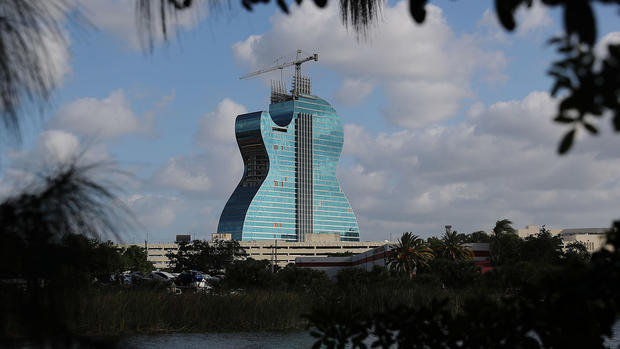 [TLMD - MIA] Puro lujo: así es el primer hotel en forma de guitarra del mundo