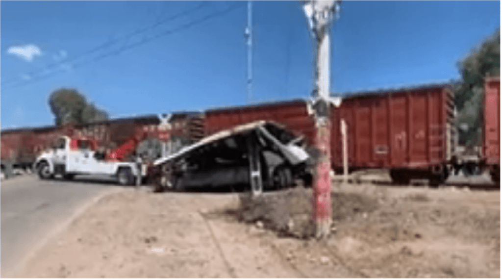 Instituto Queretano de Transporte “brilla por su ausencia”, en tragedia de La Valla, deudos exigen indemnización a concesionario