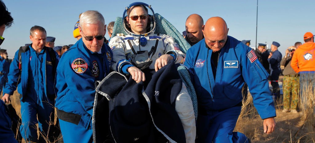 La nave Soyuz MS-12 regresó a Tierra con tres astronautas a bordo | Video