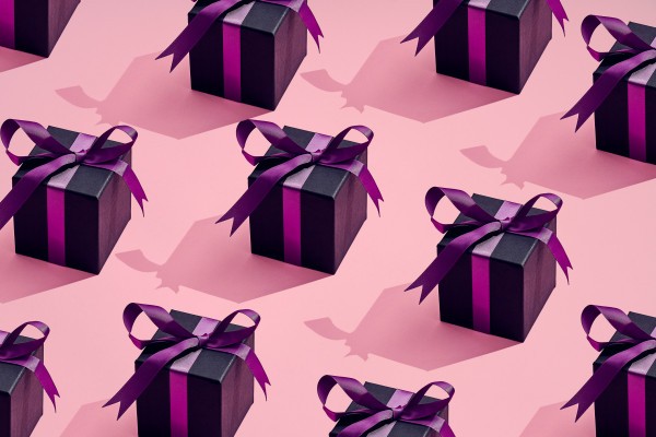 & Open ayuda a las empresas a distribuir regalos para recompensar la lealtad del cliente