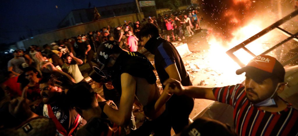 Suman 46 muertos y casi mil 650 heridos por protestas en Irak