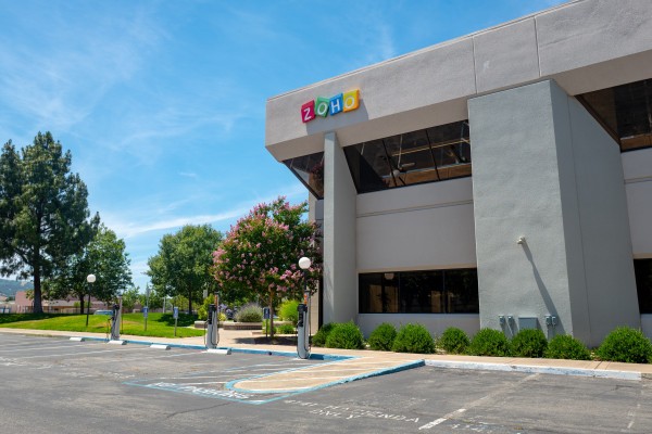 Zoho lanza Catalyst, una nueva plataforma de desarrollo centrada en microservicios