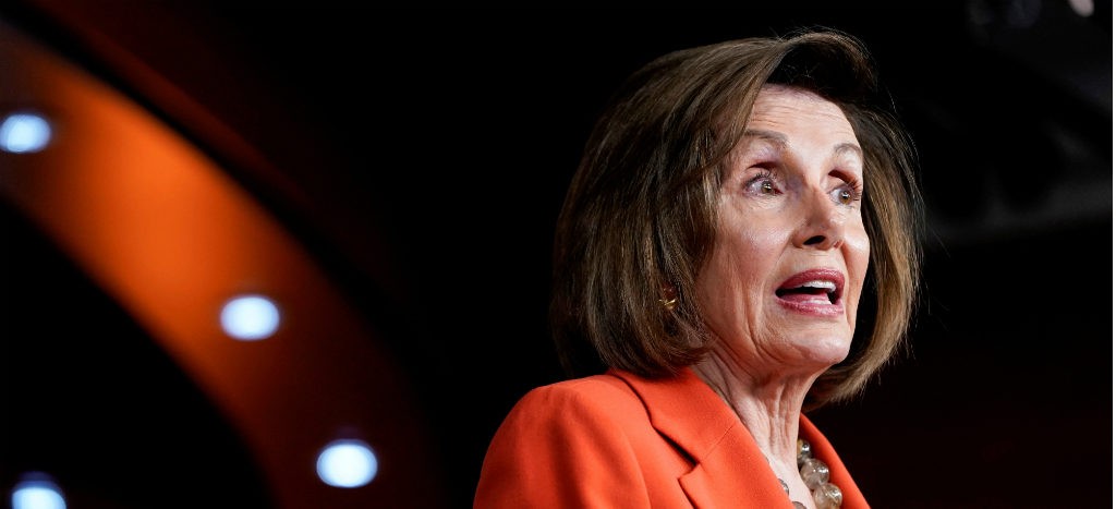 Pelosi acusa a Trump de haber incurrido en un soborno en caso Ucrania