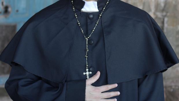 Hombres casados podrían ser sacerdotes católicos