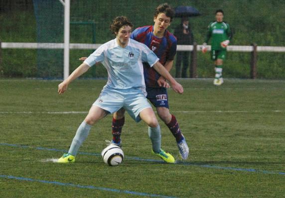 Mikel Oyarzabal, en un Antiguoko-Eibar de juveniles