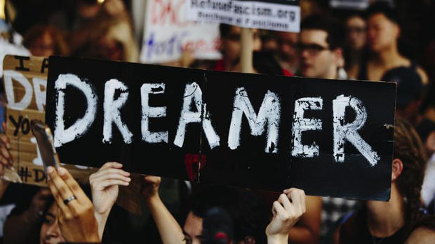 Trump presiona al Tribunal Supremo sobre DACA