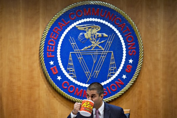 FCC aprueba fusión de T-Mobile / Sprint a pesar de serias preocupaciones