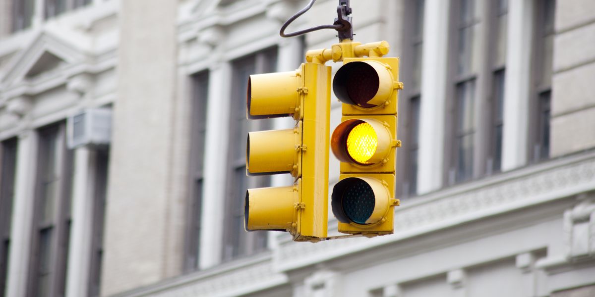 Las luces amarillas son demasiado cortas