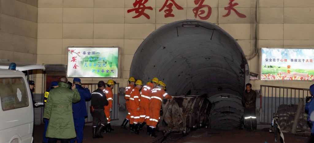 Mueren 15 mineros por explosión de gas en el norte de China