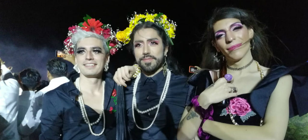 Muxes celebran 44 años de tolerancia y diversidad sexual en Juchitán