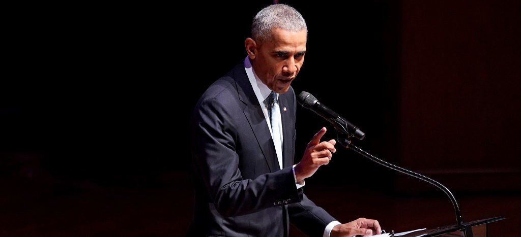 Obama advierte a aspirantes demócratas que no deben inclinarse a la izquierda