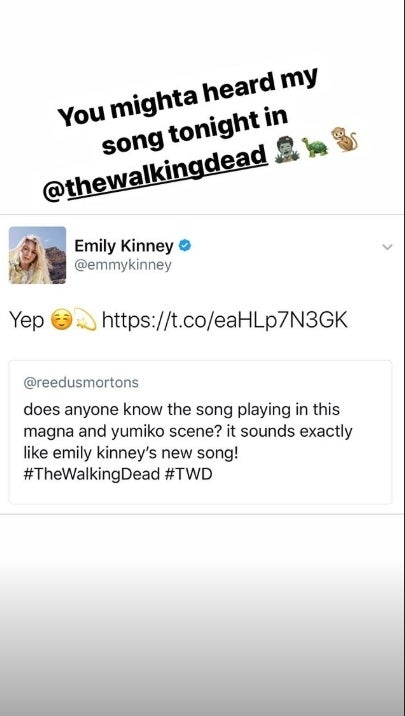 Emily Kinney La tortuga y el mono