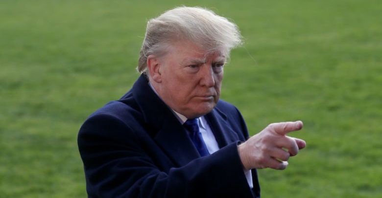 Trump niega acuerdo con China para eliminar aranceles… y Wall Street cae