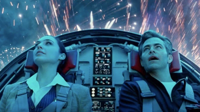 mujer maravilla 1984 jet invisible