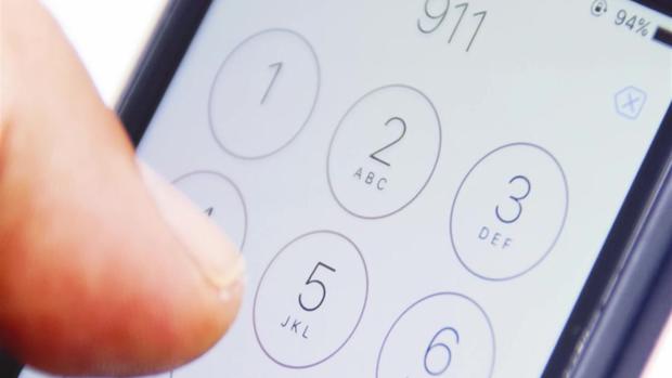 [TLMD - NATL] Increíble: niña llama al 911 cuando abuela colapsa en su casa