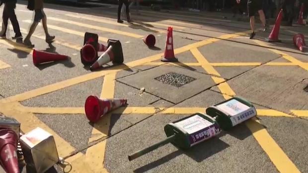 [TLMD - TLMD] Video: policía de Hong Kong le dispara a un manifestante