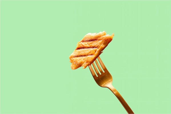 Daring Foods ofrecerá un pollo saludable y sabroso a base de plantas.