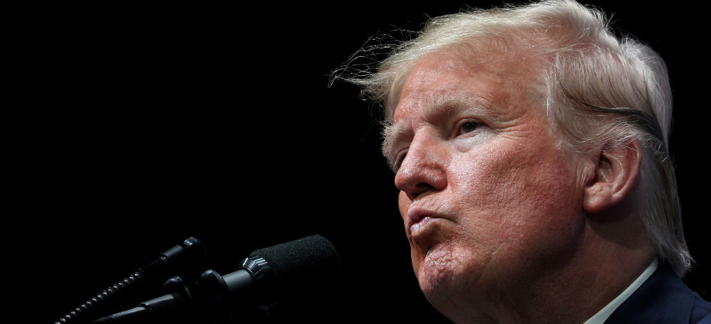 Demócratas prevén votar esta semana cargos para juicio político contra Trump