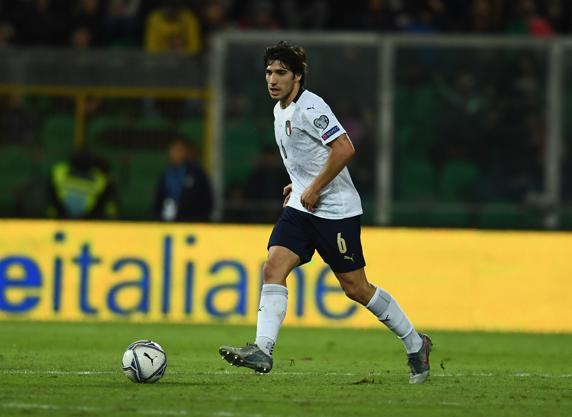 Tonali, con la 'azzurra'