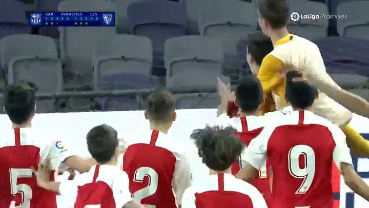 Así fue el penalti decisivo que eliminó al Barça ante el Sevilla